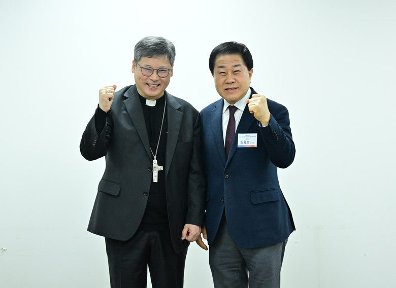 김용호 서울시의원, 서울대교구 방문…...