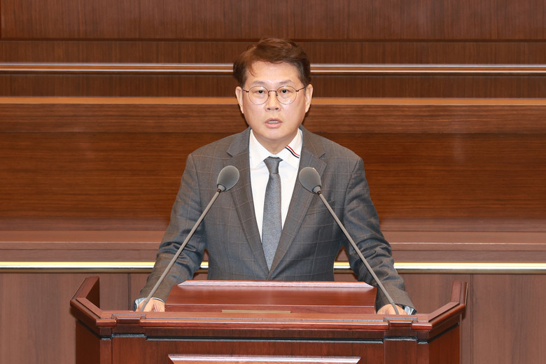 이정범 의원 “충주 중원비행장 물류공...